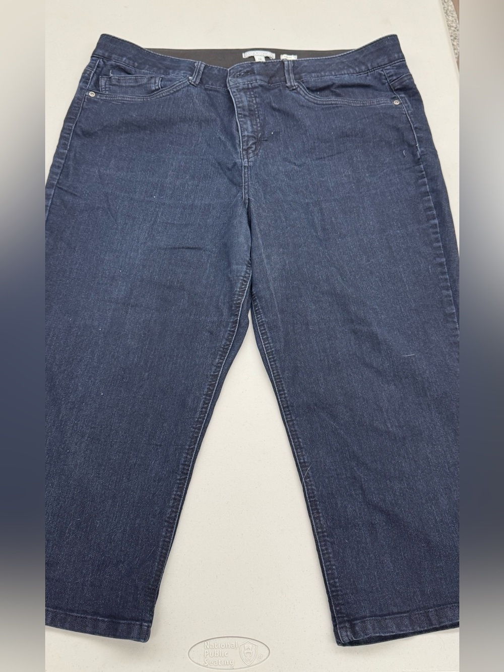 Dana Buchman Woman’s Dark Navy Denim Capri pants Blue Jeans plus size 18